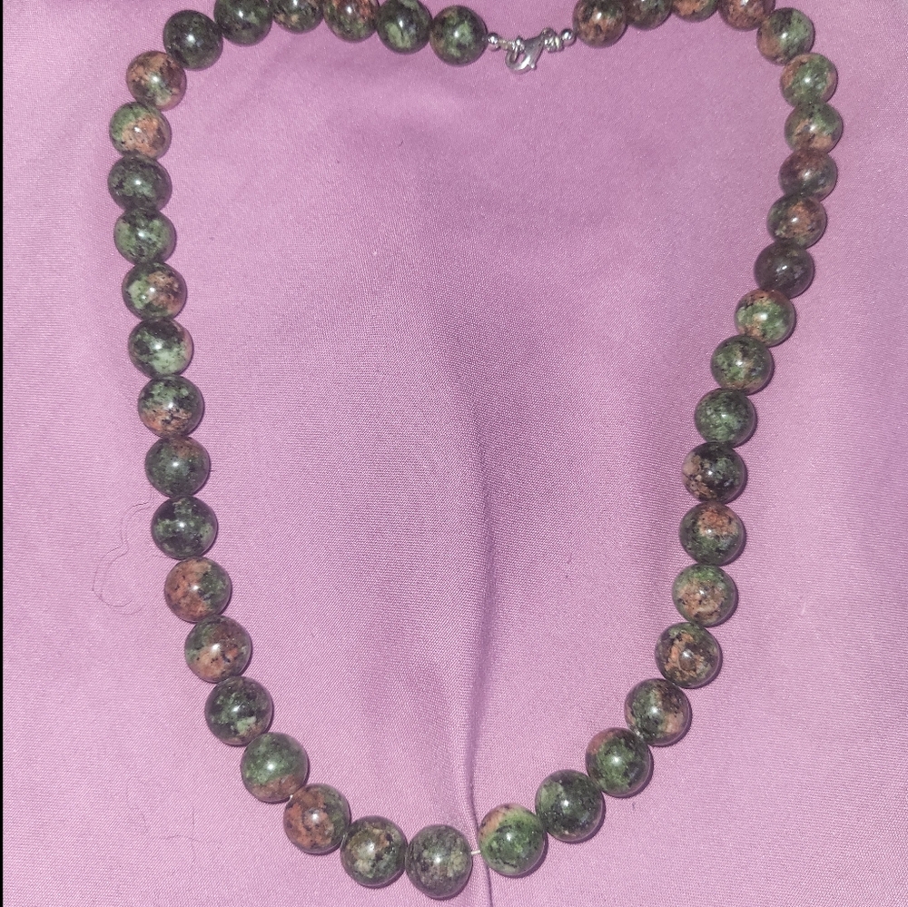 Green stone necklace